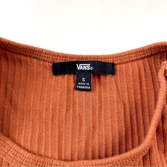 Vans Ribbed Crop Top - Picture 2 of 3